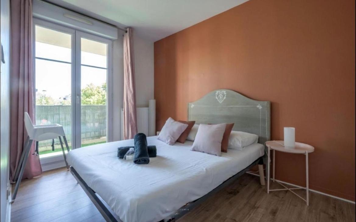 Appartement Castle - 10 Minutes De Disney บุสซี-แซ็ง-ฌอร์ฌ ภายนอก รูปภาพ